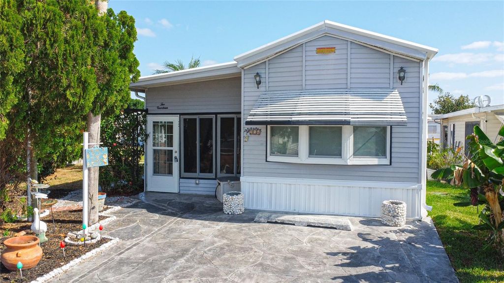 Photo of 9000 Us Hwy 192 #214, Clermont, FL 34714 (MLS # S5125865)