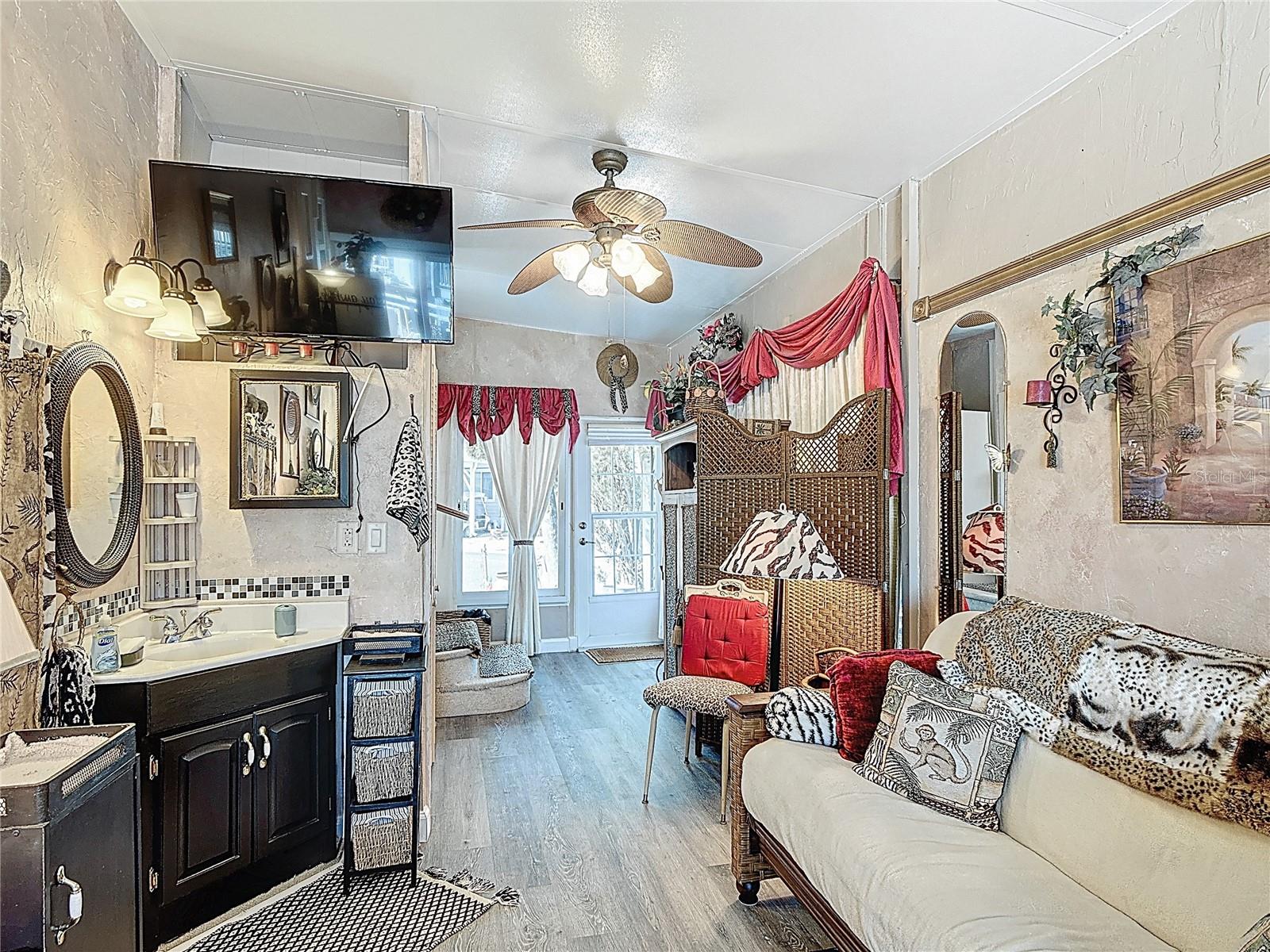 OUTDOOR RESORTS OF AMERICA - Residential