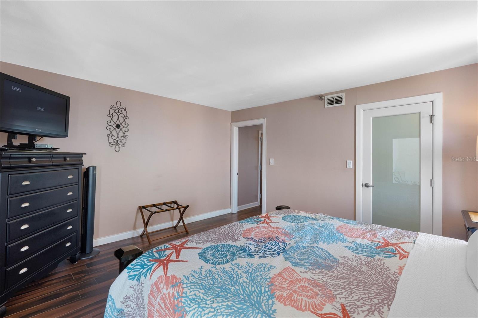 PELICANS COVE CONDO - Residential