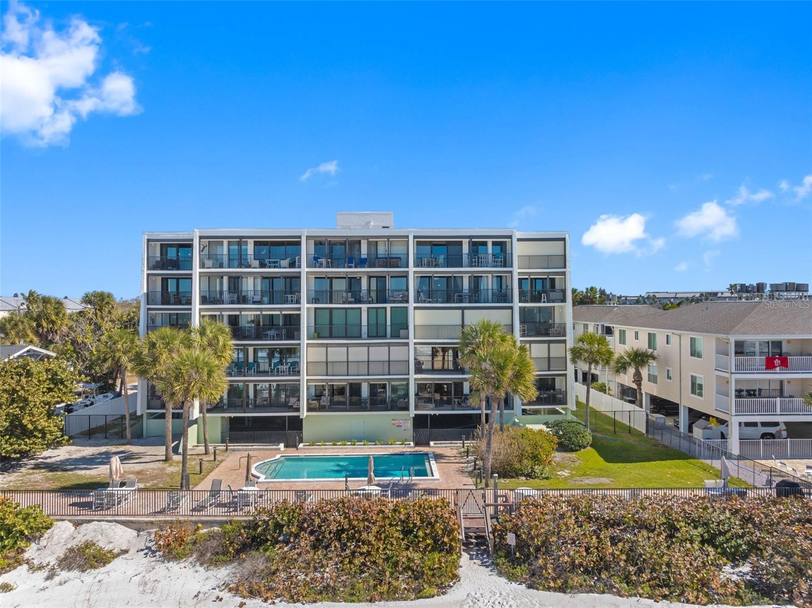 PELICANS COVE CONDO - Residential