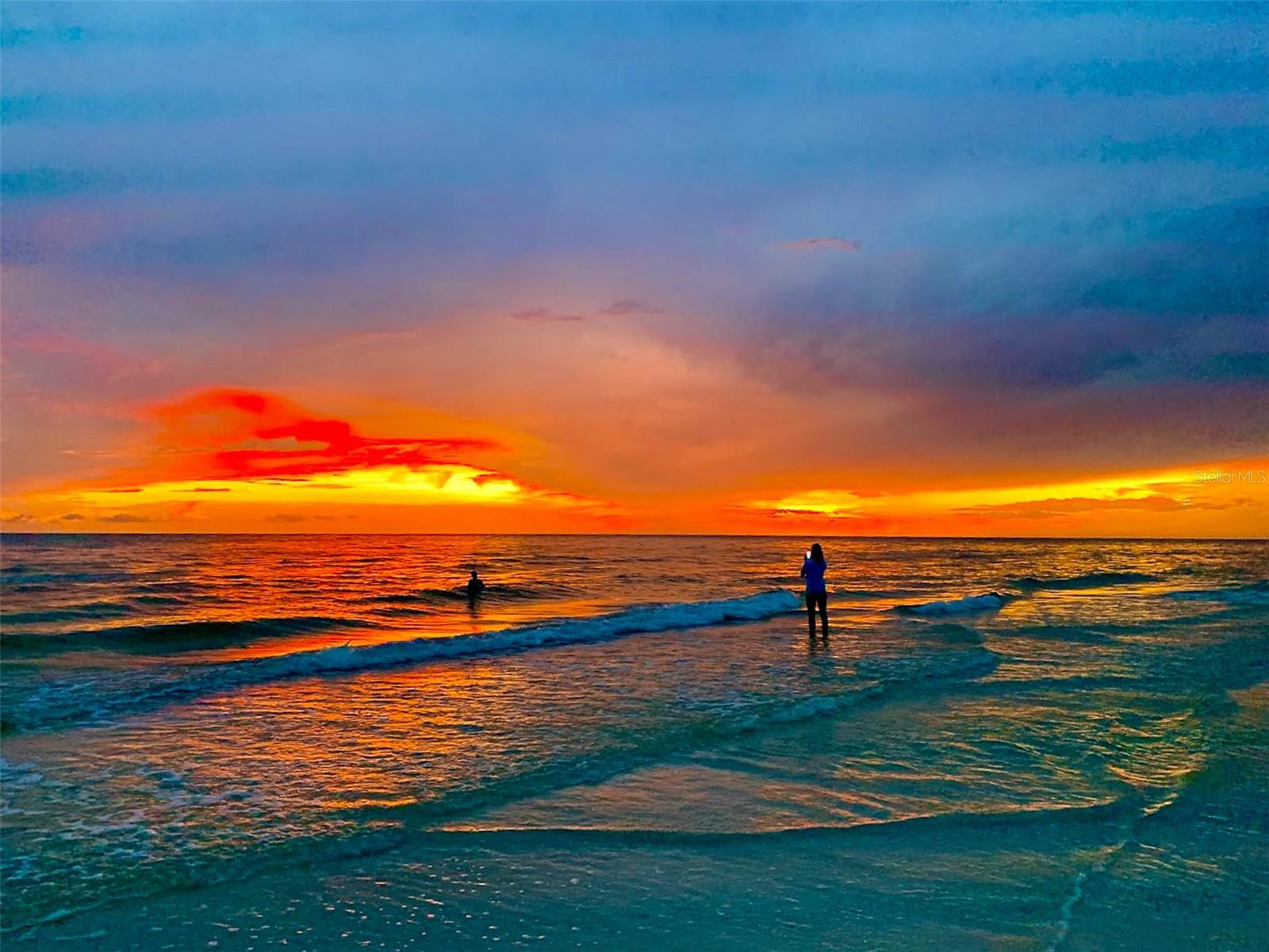 PELICANS COVE CONDO - Residential