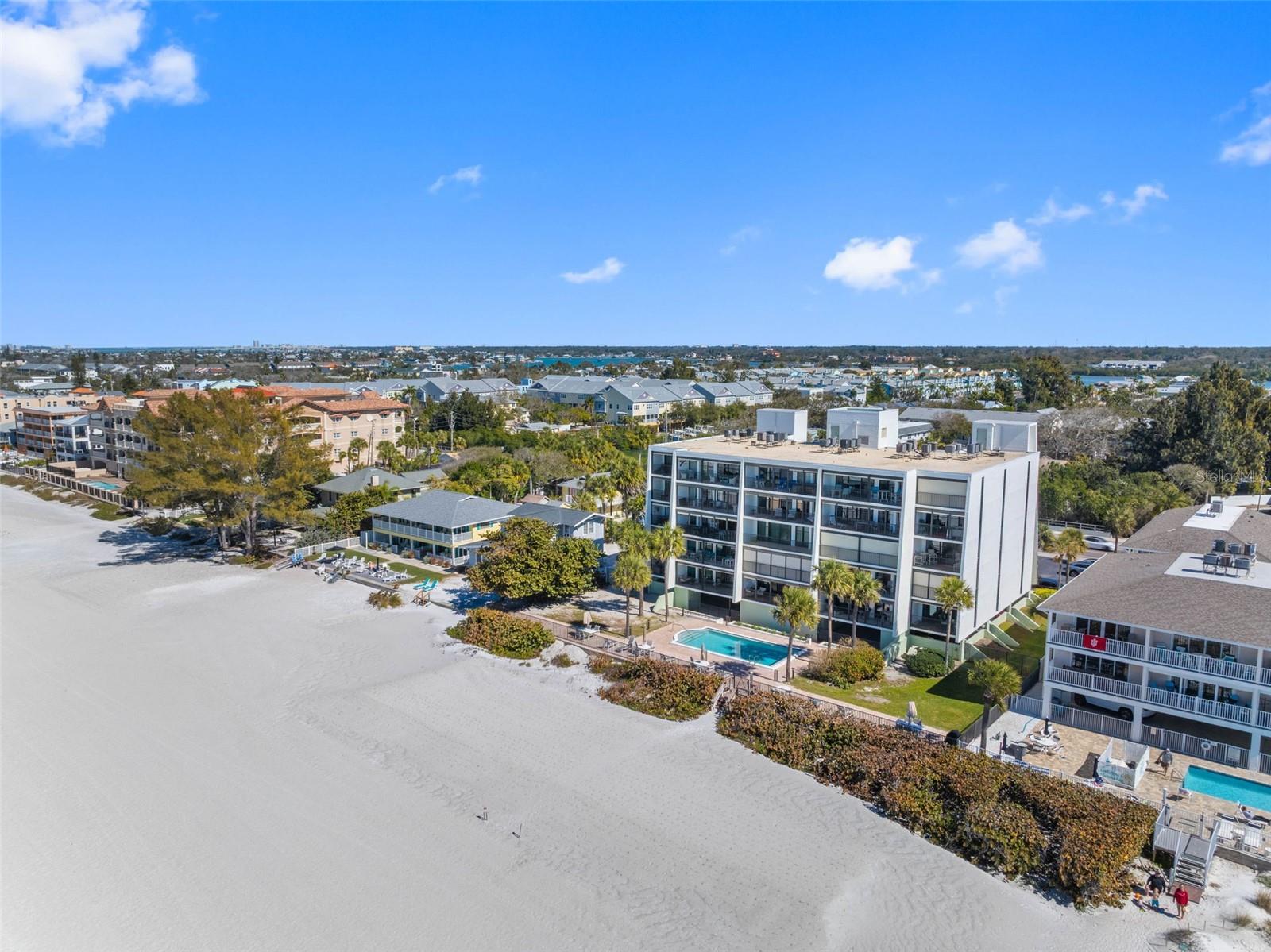 PELICANS COVE CONDO - Residential
