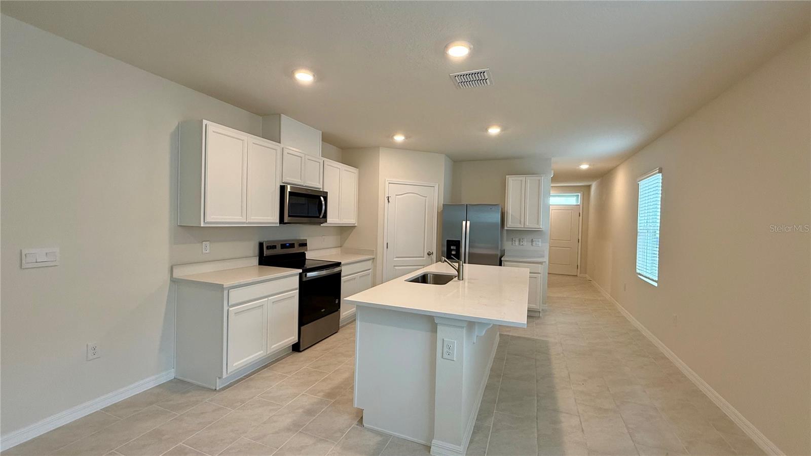 LAKE DEER ESTATES - Residential Lease