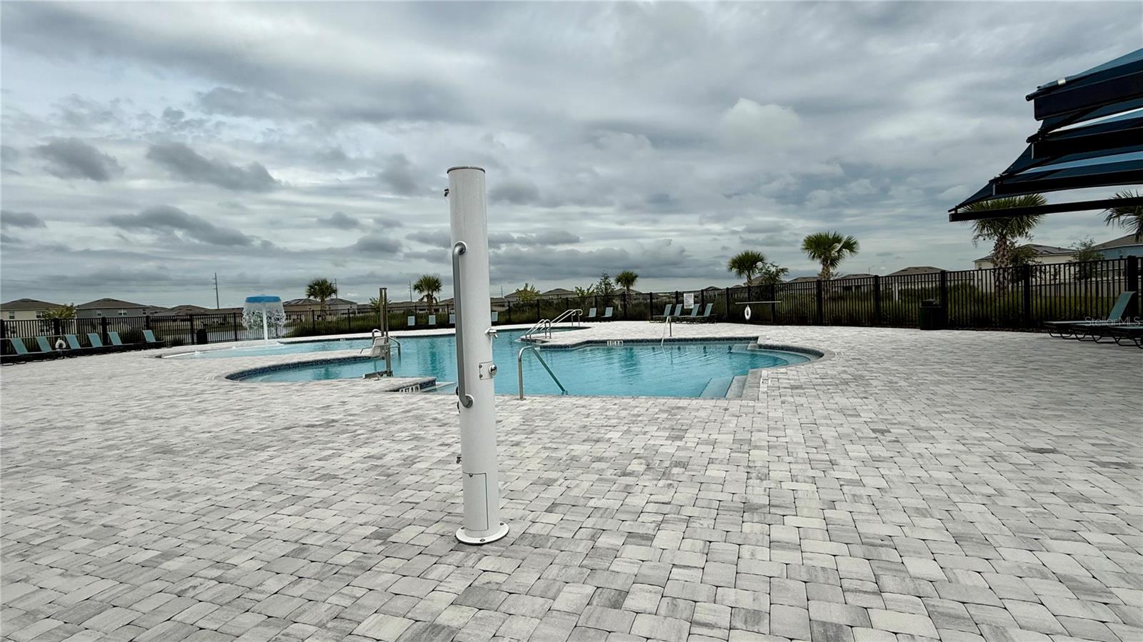 LAKE DEER ESTATES - Residential Lease