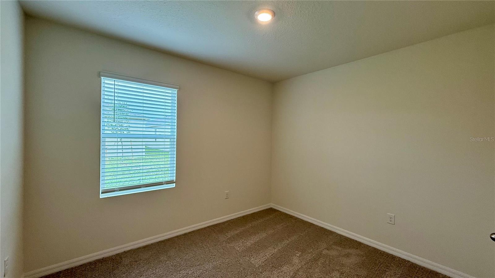 LAKE DEER ESTATES - Residential Lease