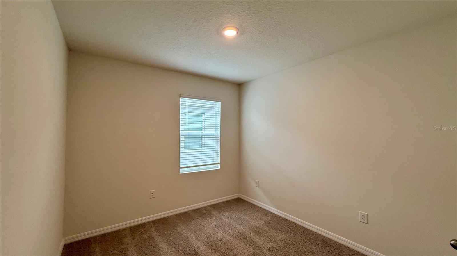 LAKE DEER ESTATES - Residential Lease