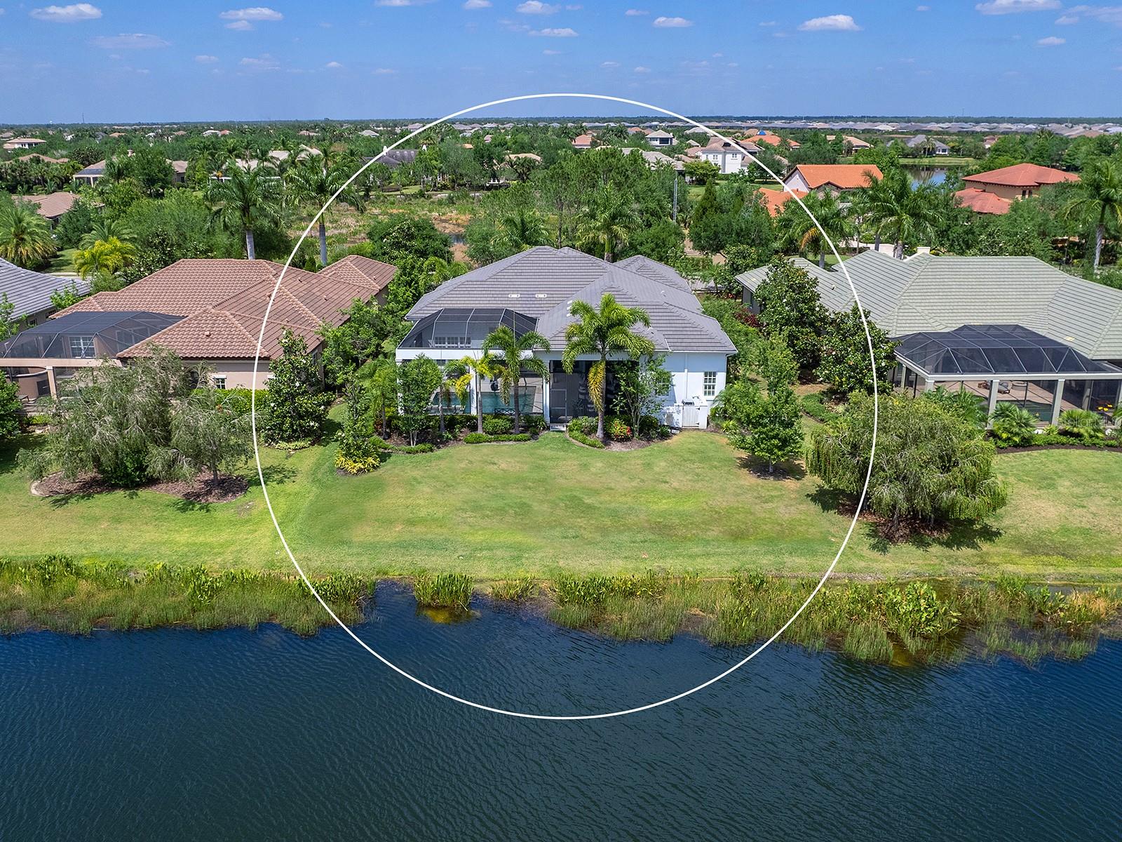 LAKE CLUB - Residential