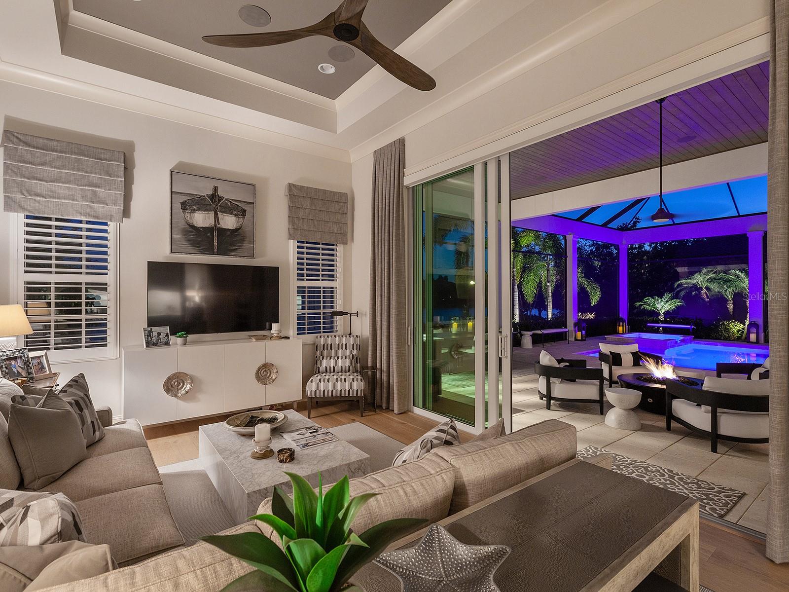 LAKE CLUB - Residential