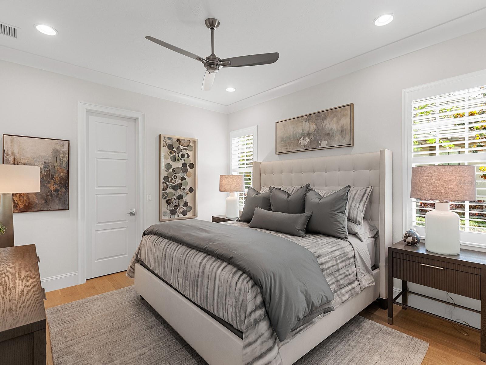 LAKE CLUB - Residential