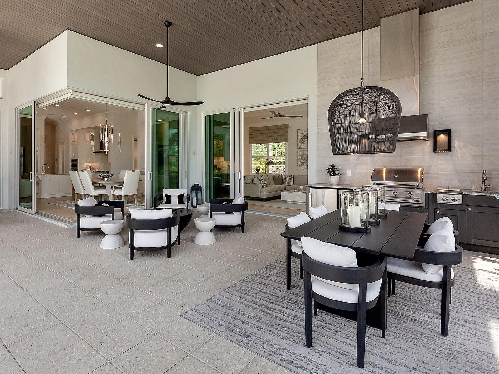 LAKE CLUB - Residential