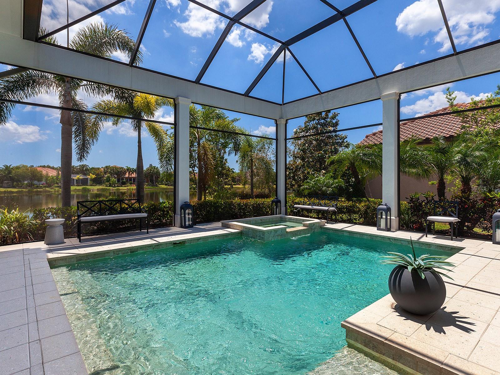 LAKE CLUB - Residential