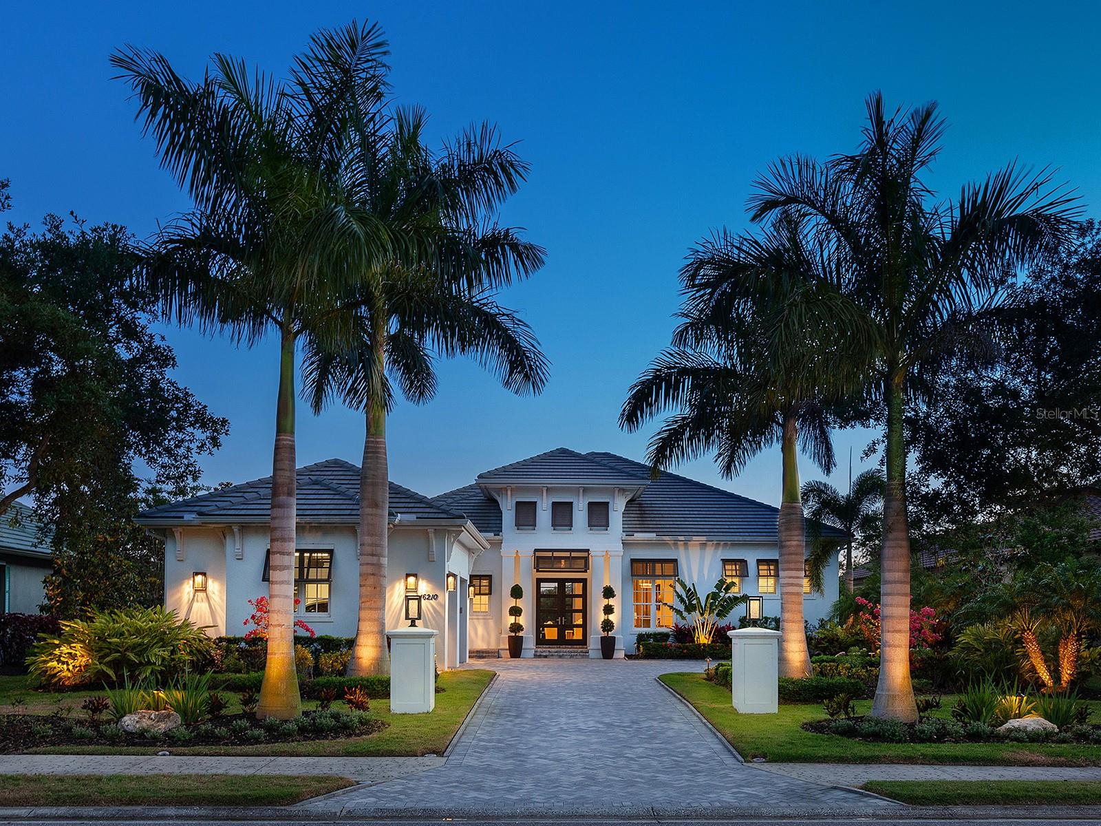 LAKE CLUB - Residential