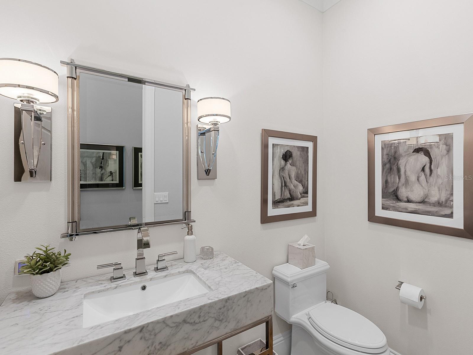 LAKE CLUB - Residential