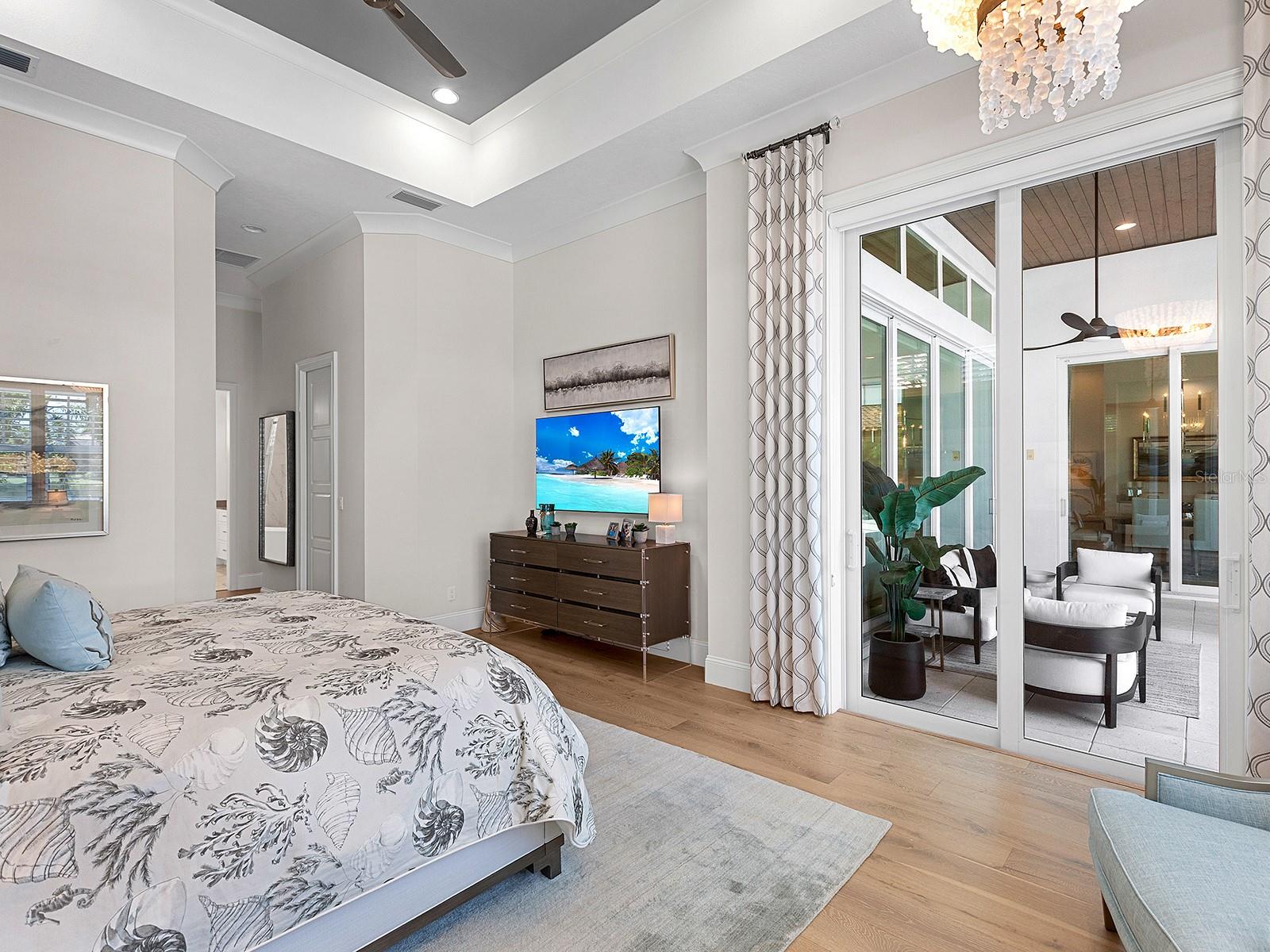 LAKE CLUB - Residential