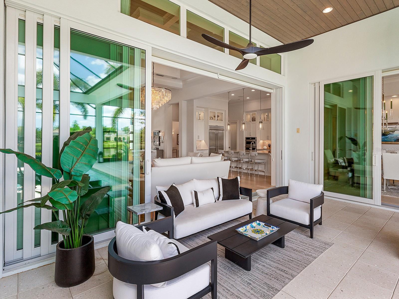 LAKE CLUB - Residential