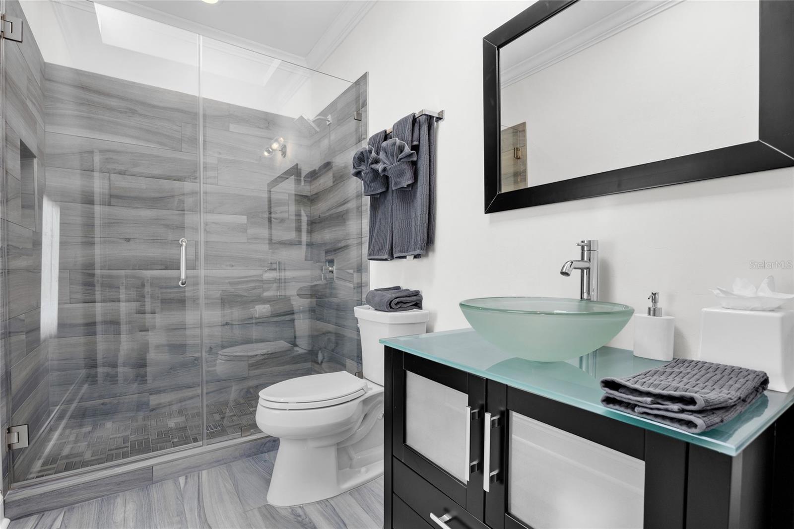 OAKMONT PH 1 UNIT 1B - Residential