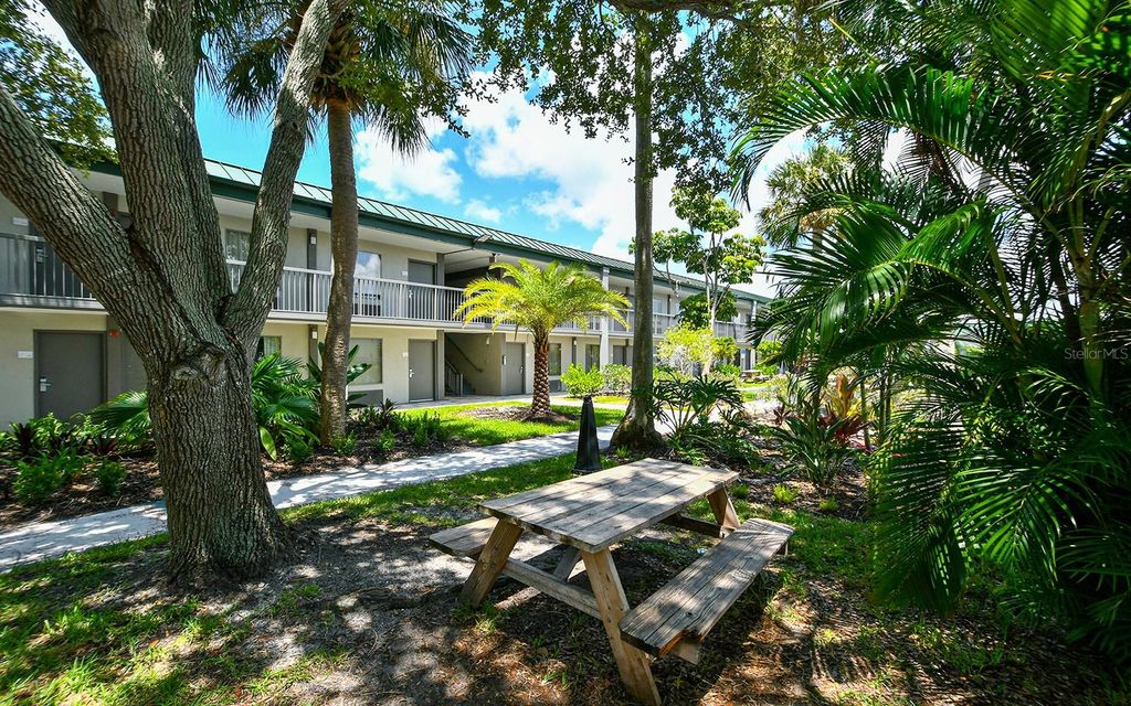 Photo of 7150 N Tamiami Trail #S-612, Sarasota, FL 34243 (MLS # A4684634)