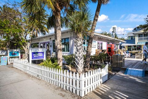 A home in HOLMES BEACH