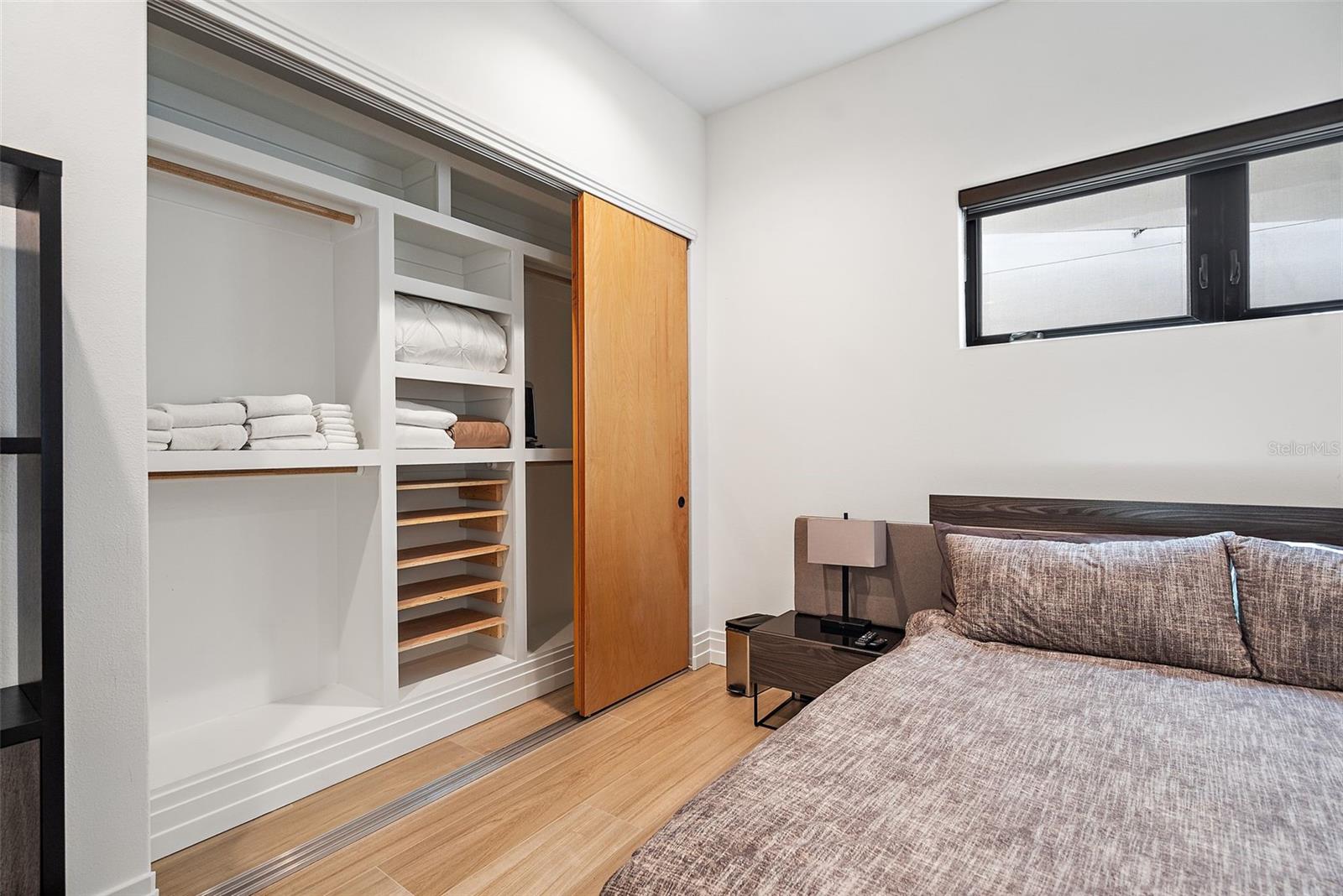 COLONIAL PLACE REV - Residential Lease