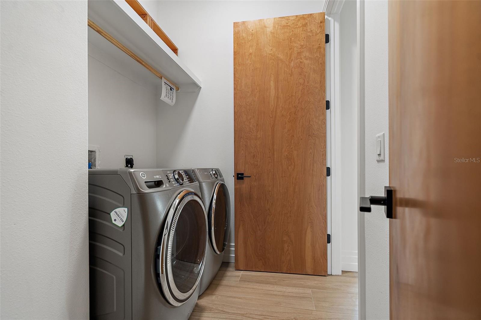 COLONIAL PLACE REV - Residential Lease