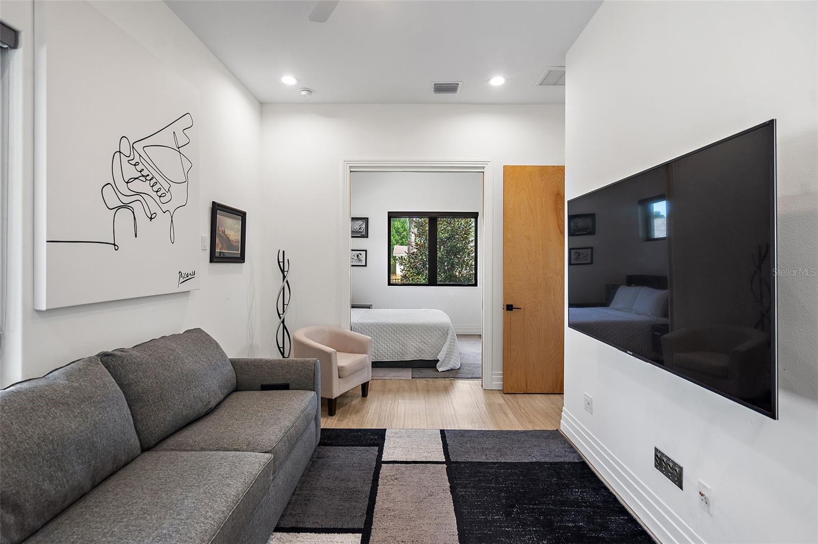 COLONIAL PLACE REV - Residential Lease