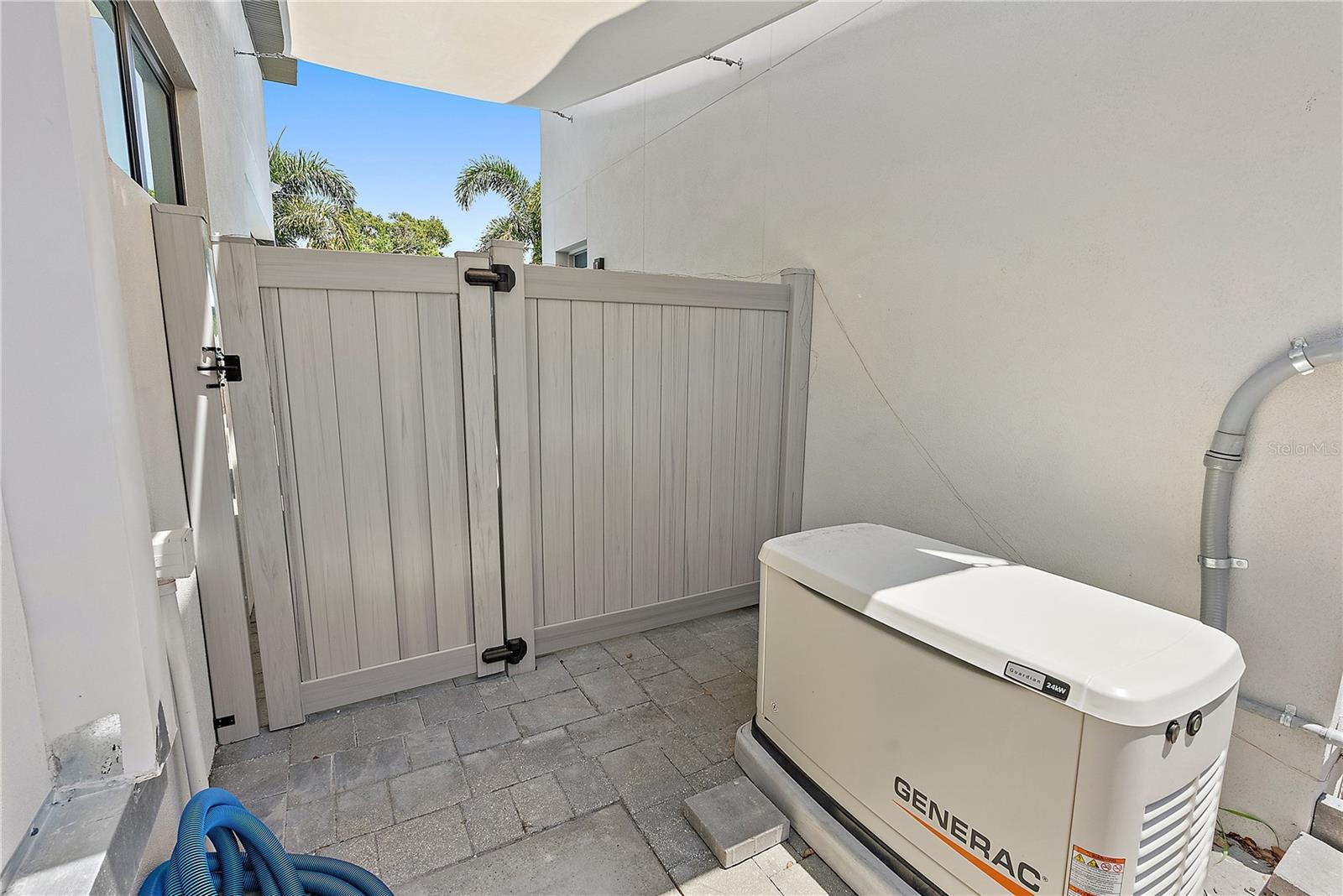 COLONIAL PLACE REV - Residential Lease