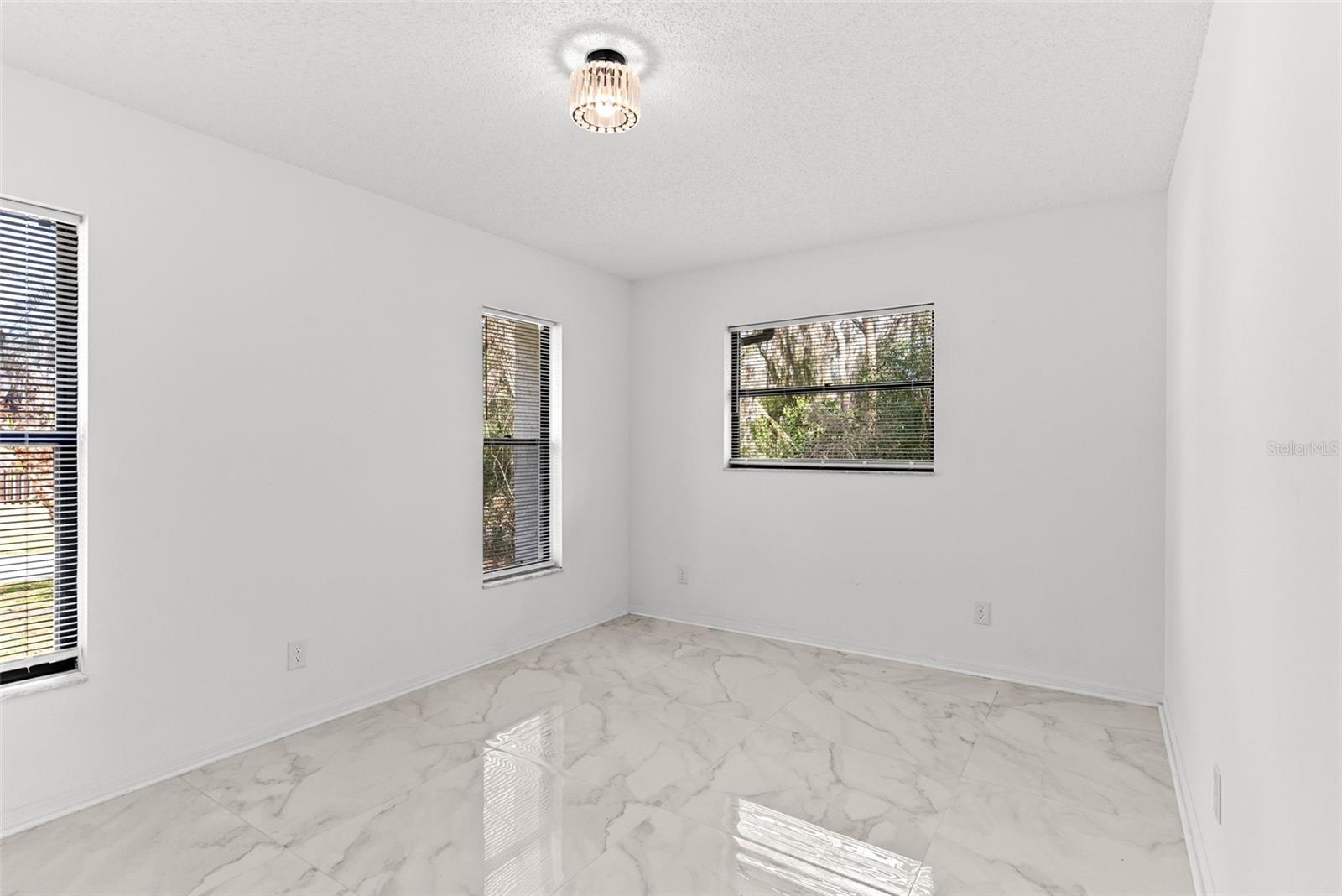 001044 - INVERNESS HIGHLANDS WEST - Residential