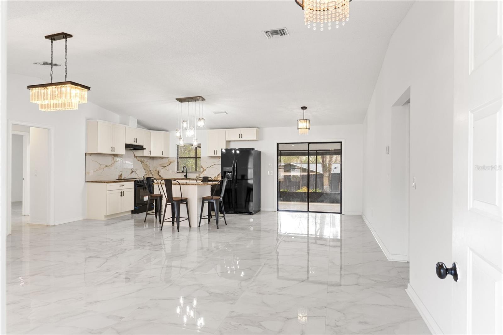 001044 - INVERNESS HIGHLANDS WEST - Residential