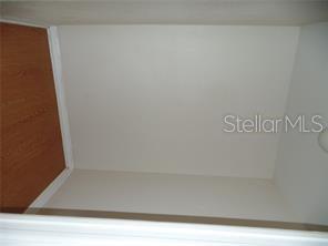 T A HOWZE - Residential Lease