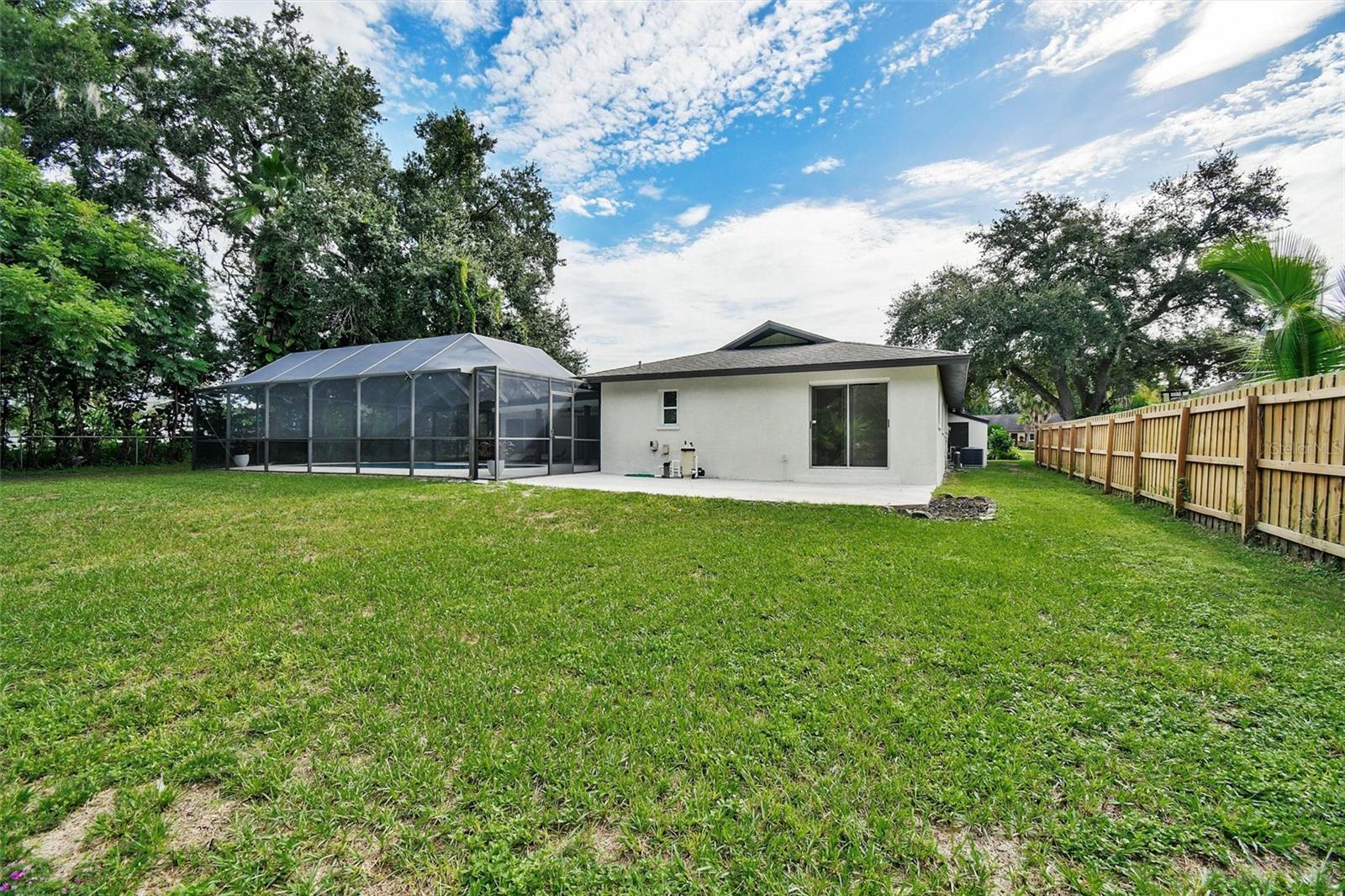 207 DUNBRIDGE DRIVE