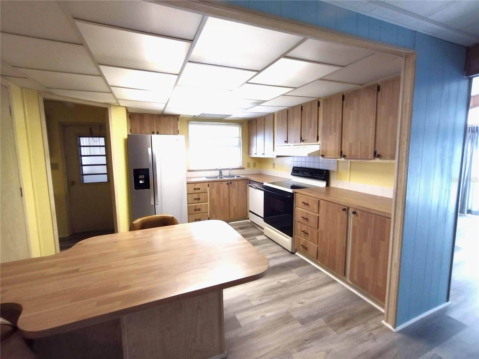 GOLDEN GATE MOBILE HOME PARK UNREC - Residential