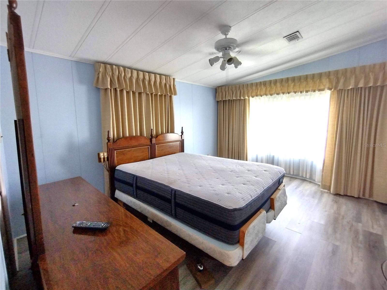 GOLDEN GATE MOBILE HOME PARK UNREC - Residential