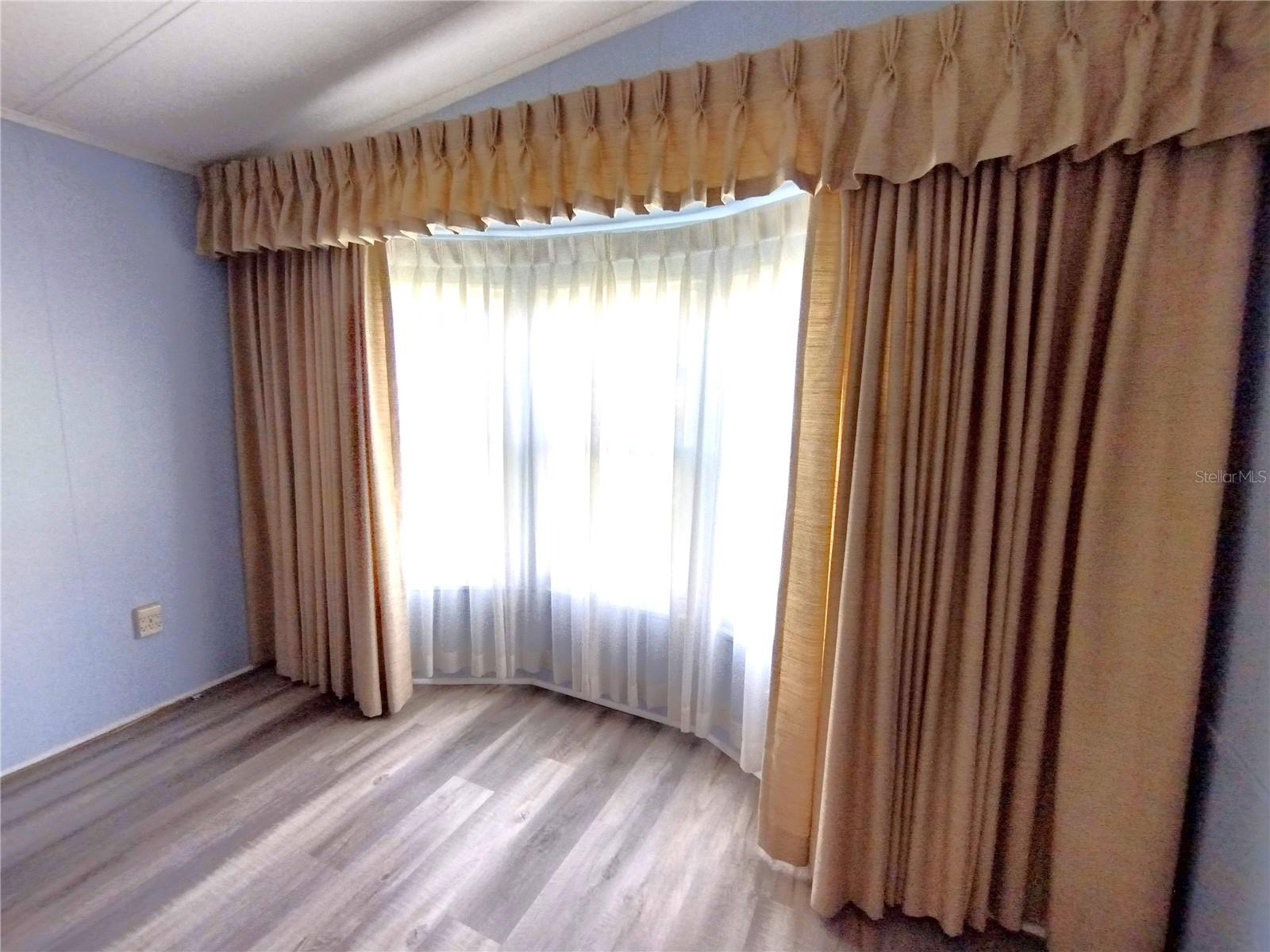 GOLDEN GATE MOBILE HOME PARK UNREC - Residential