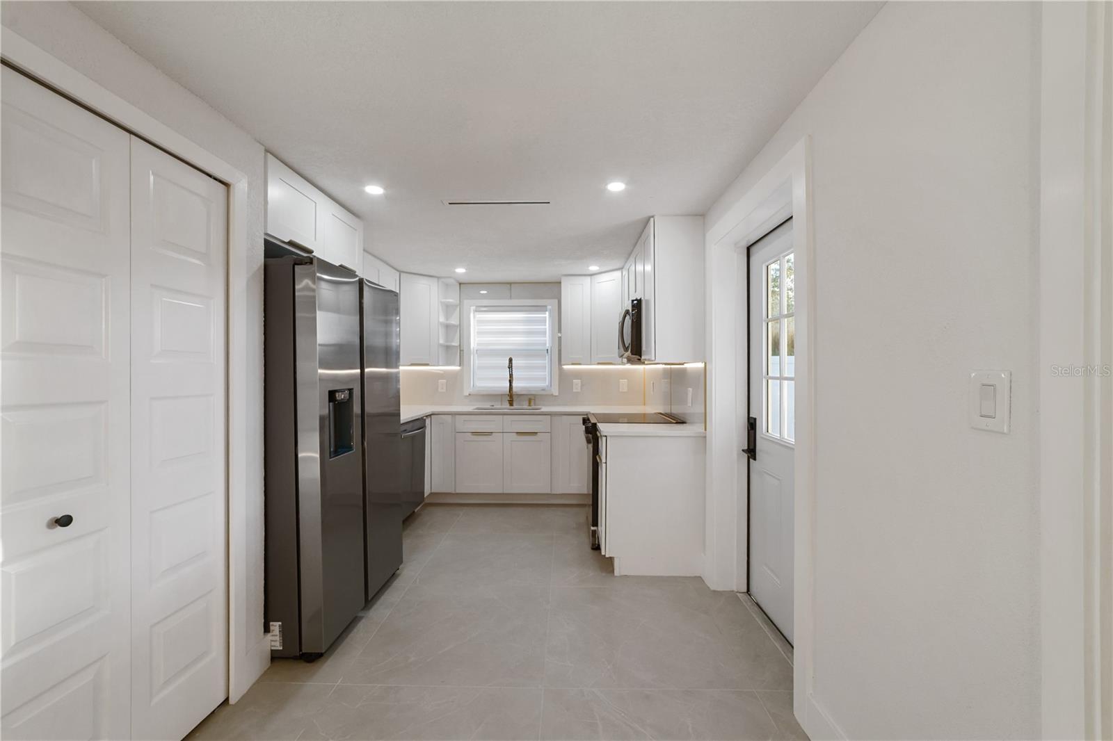 HOLIDAY LAKE ESTATES - Residential