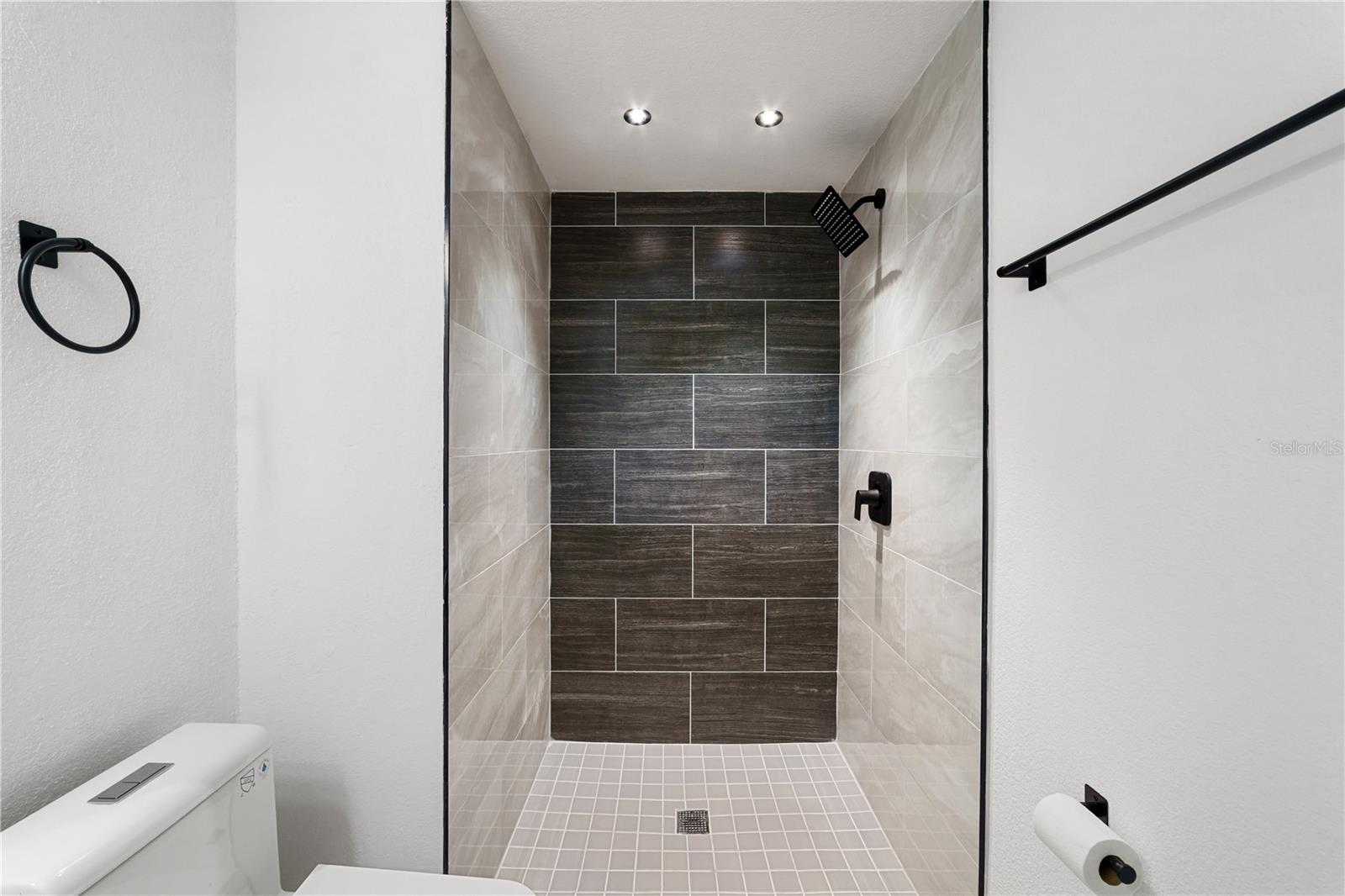 HOLIDAY LAKE ESTATES - Residential