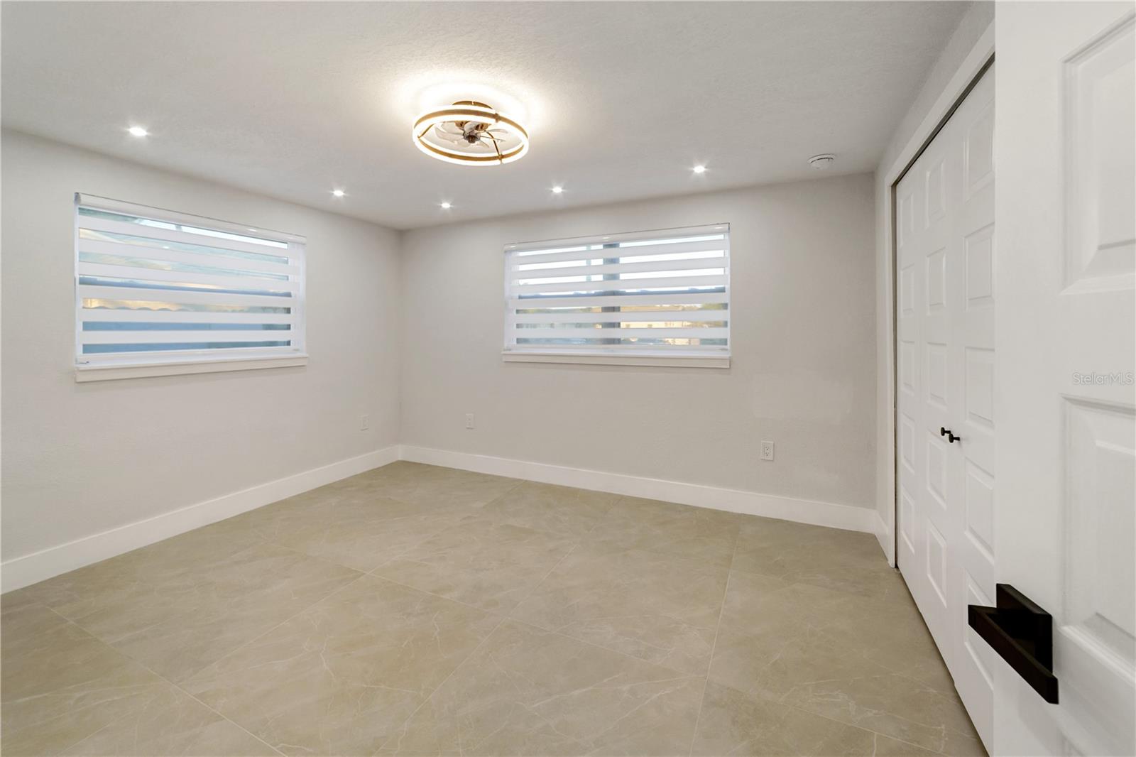 HOLIDAY LAKE ESTATES - Residential