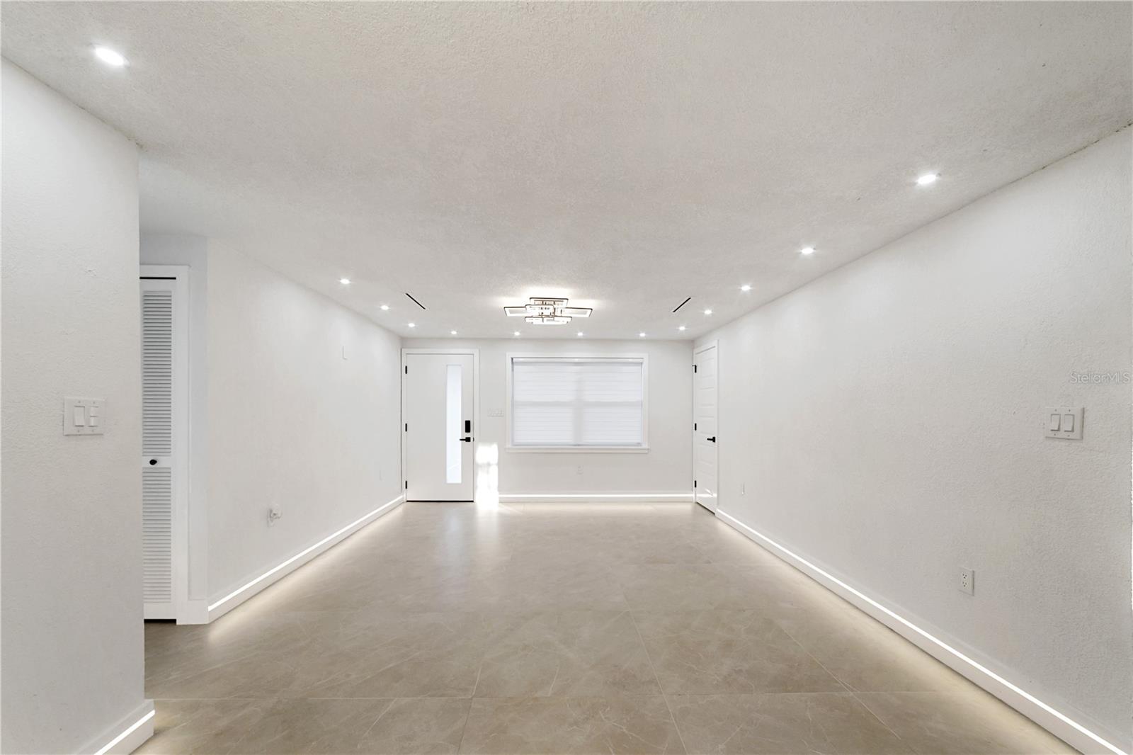 HOLIDAY LAKE ESTATES - Residential