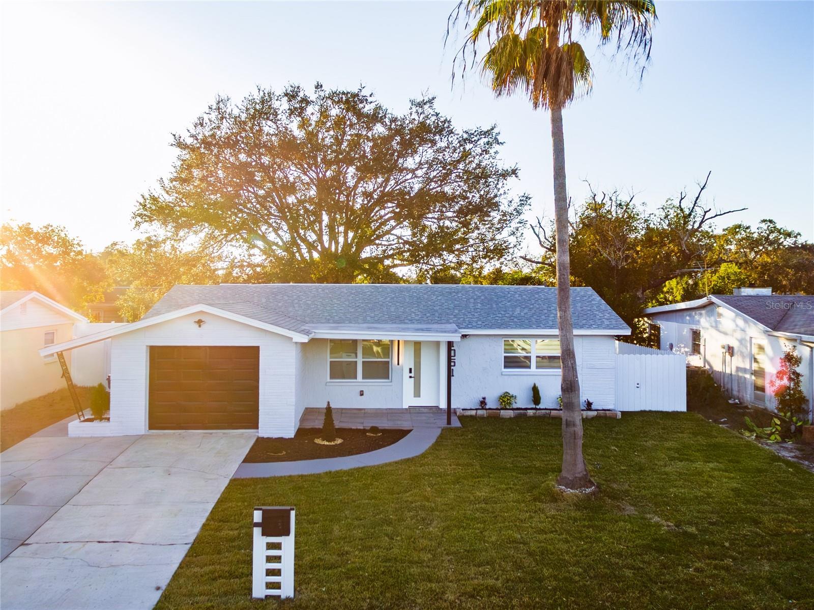 HOLIDAY LAKE ESTATES - Residential