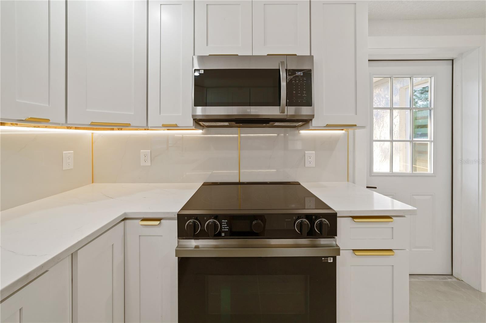 HOLIDAY LAKE ESTATES - Residential