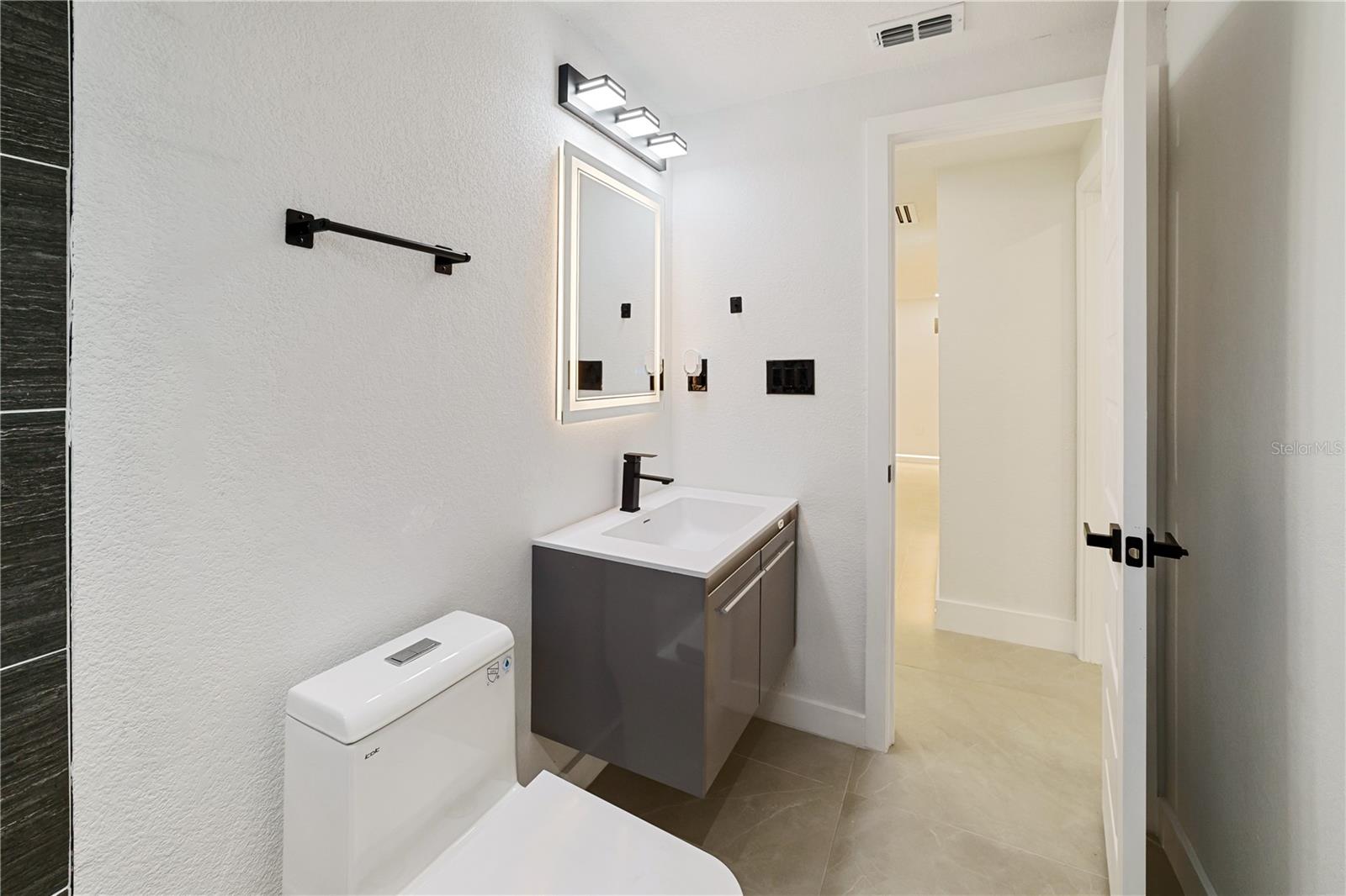 HOLIDAY LAKE ESTATES - Residential