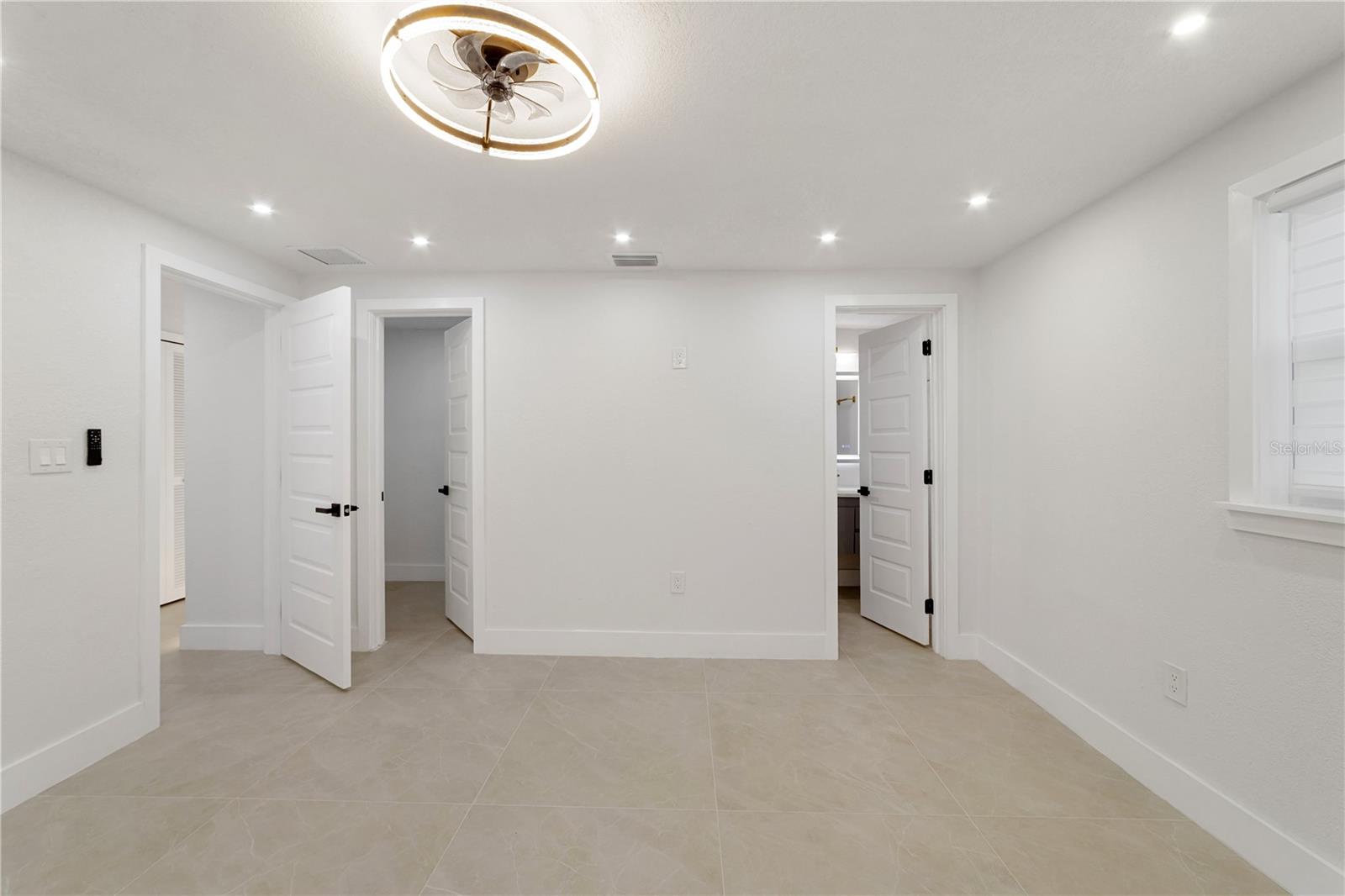 HOLIDAY LAKE ESTATES - Residential