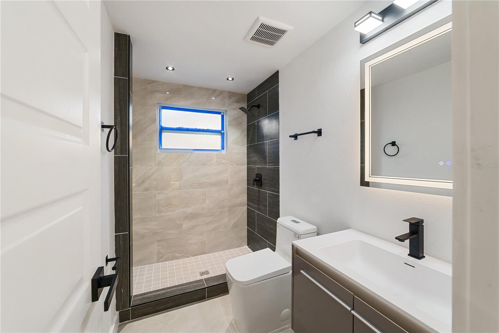 HOLIDAY LAKE ESTATES - Residential