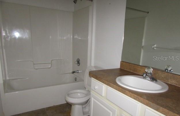 1142 MEADOWBEND DRIVE