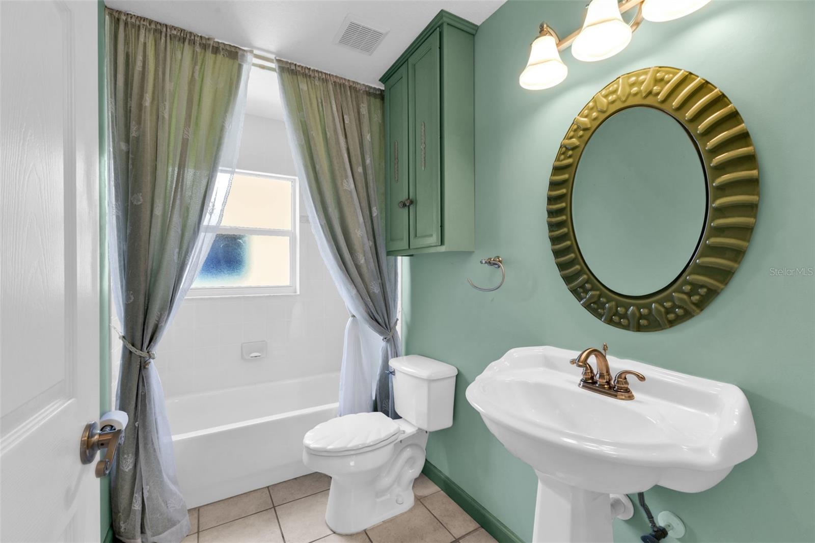 KINGS ISLAND SUB - Residential