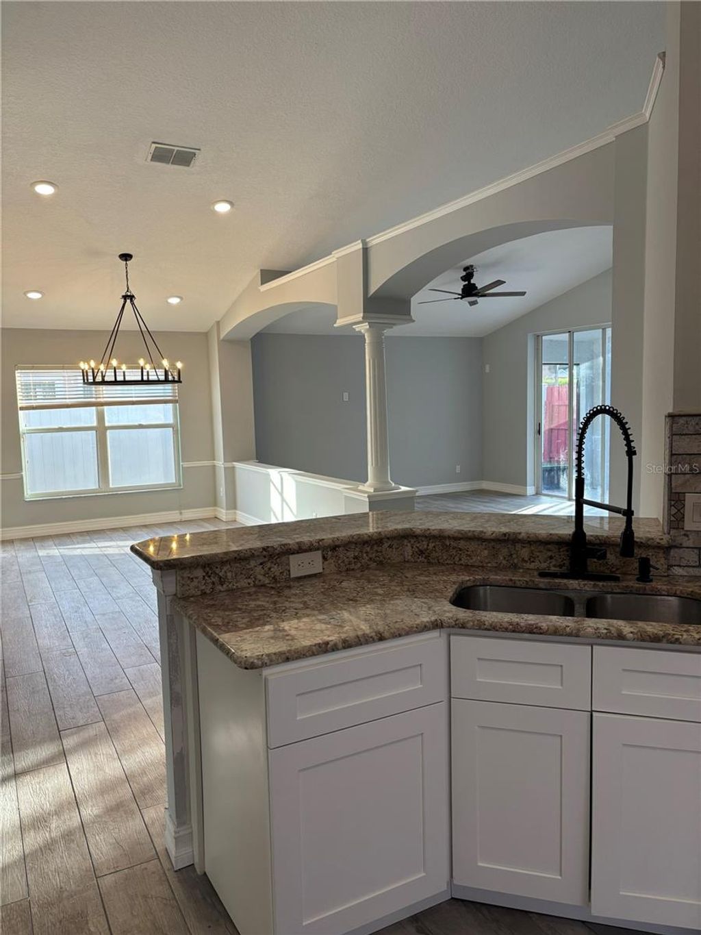 Photo of 2830 Strand Circle, Oviedo, FL 32765 (MLS # O6400028)