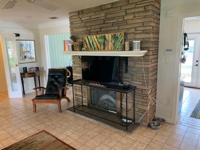 UPLANDS THE - Residential Lease