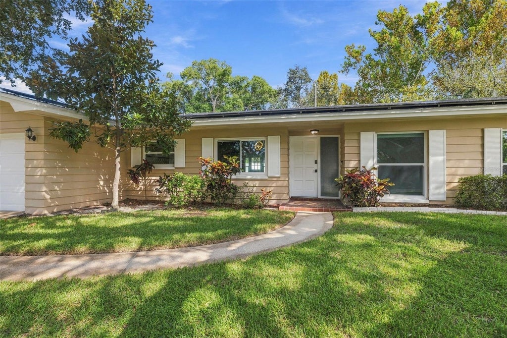 Photo of 2260 Saint Charles Drive, Clearwater, FL 33764 (MLS # TB8546277)