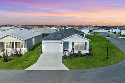 Photo of 1535 Pj Martin Court, The Villages, FL 32163 (MLS # G5109505)