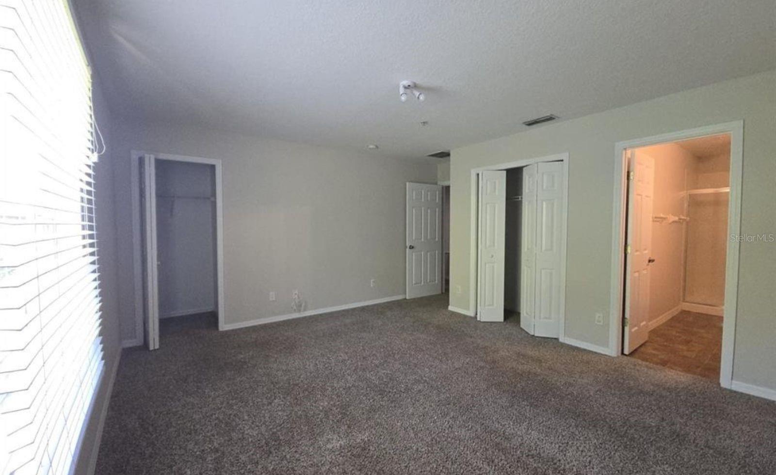 LYNWOOD AT SOUTHMEADOW CONDO - Residential Lease