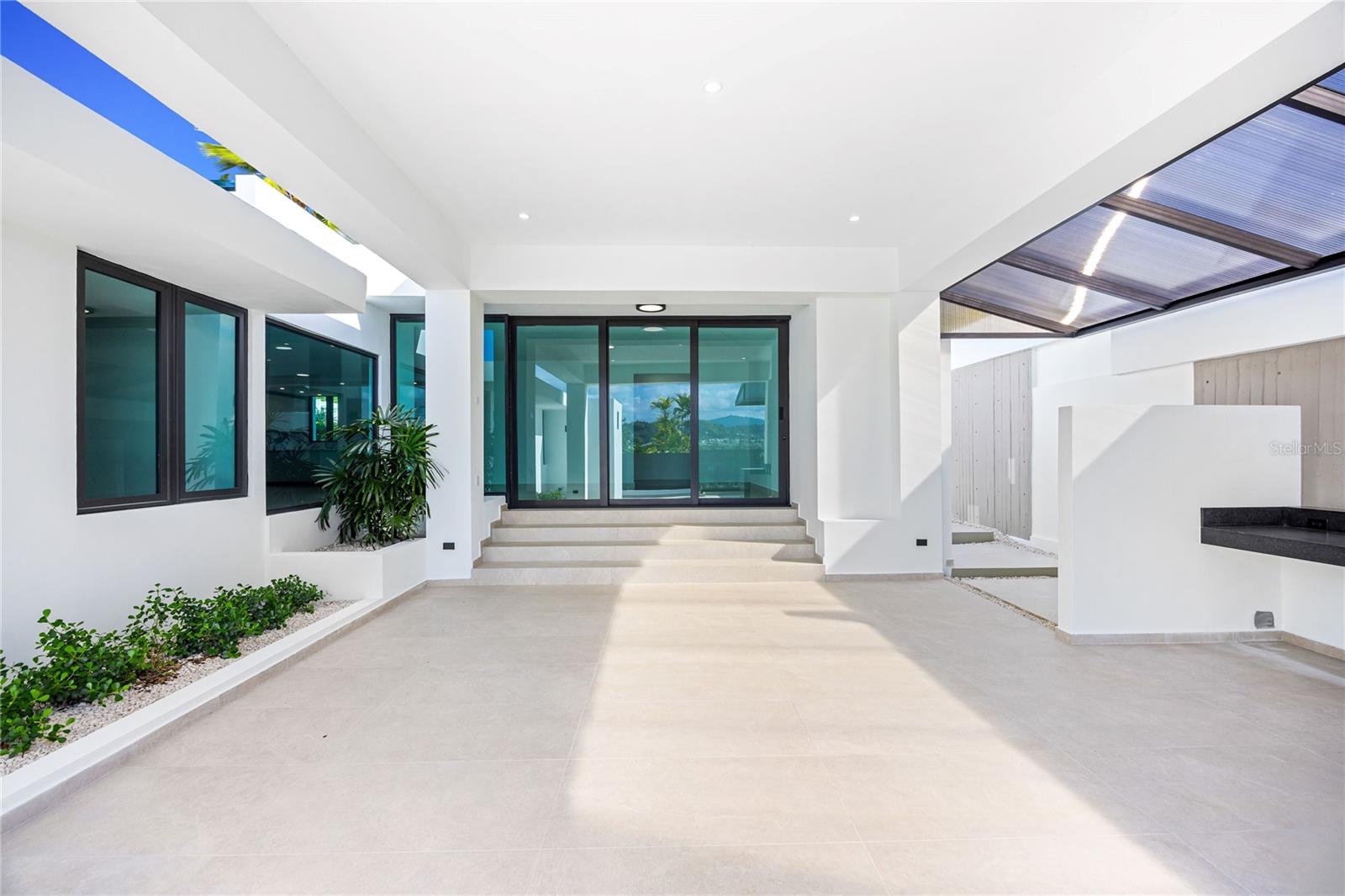 LA VILLA DE TORRIMAR - Residential